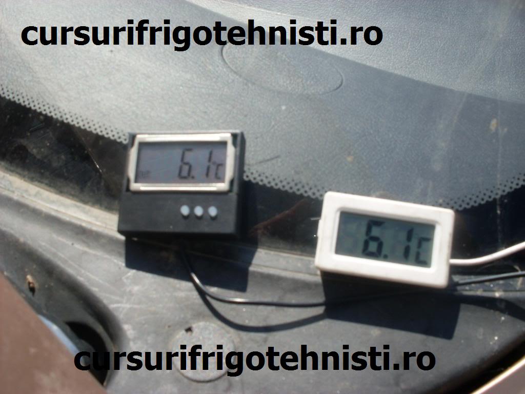 termometru care indica temp din grila